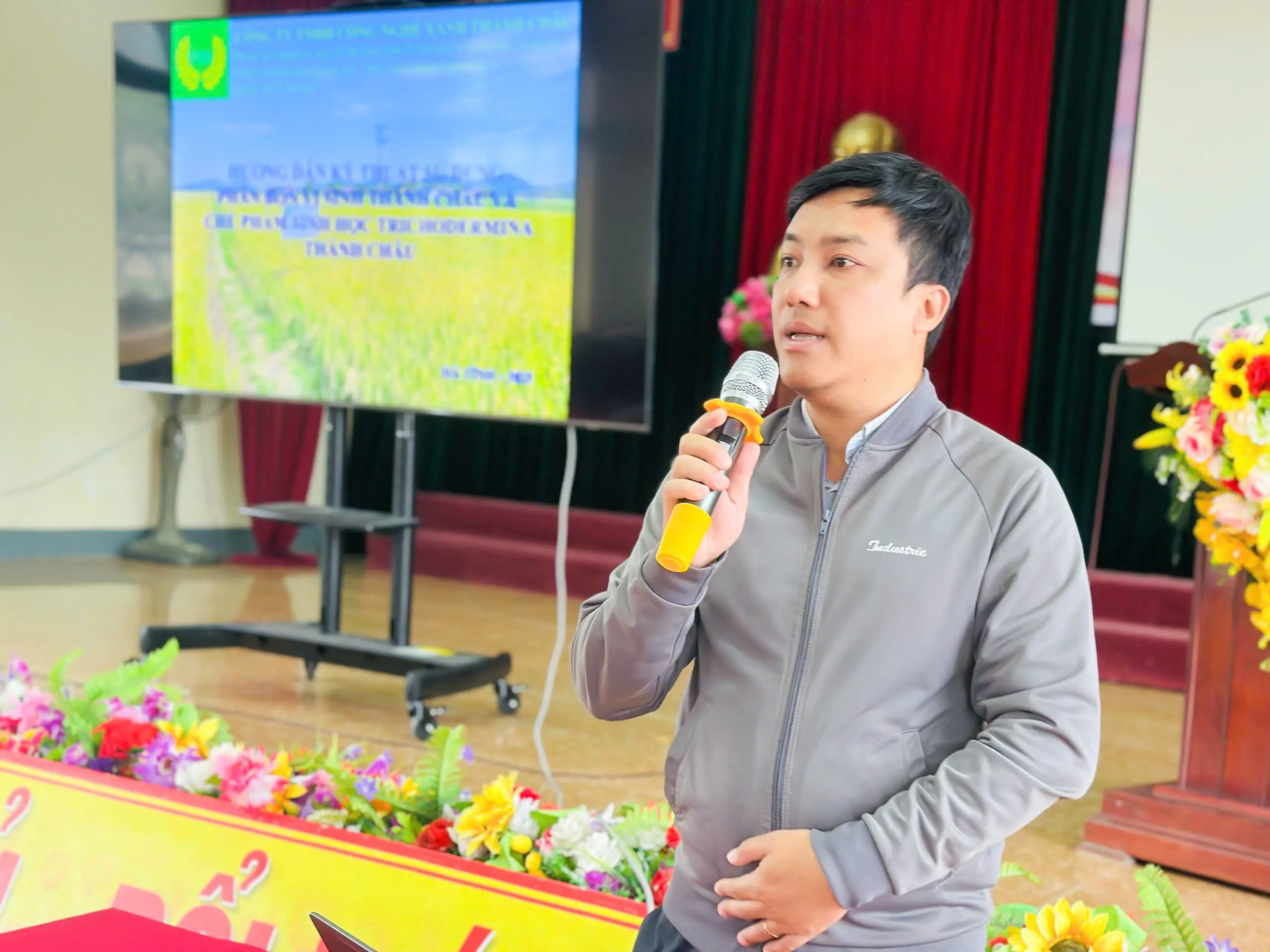 Sản xuất hữu cơ – Hướng đi bền vững cho thương hiệu rau an toàn Thạch Khê - Hà Tĩnh